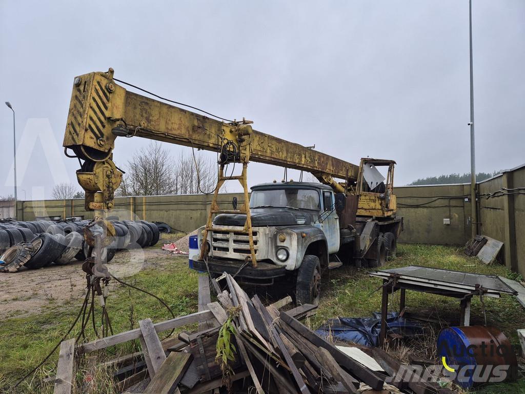  Onbekend ZIL Kranbil