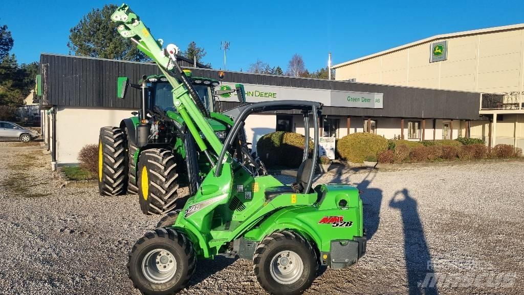 Avant 528 Kompaktlastere
