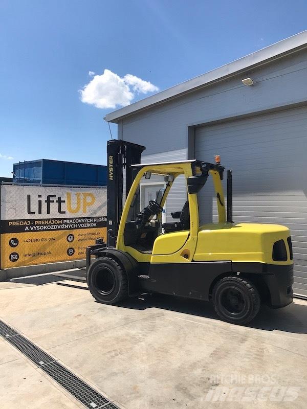 Hyster 5.5 FT Diesel Trucker
