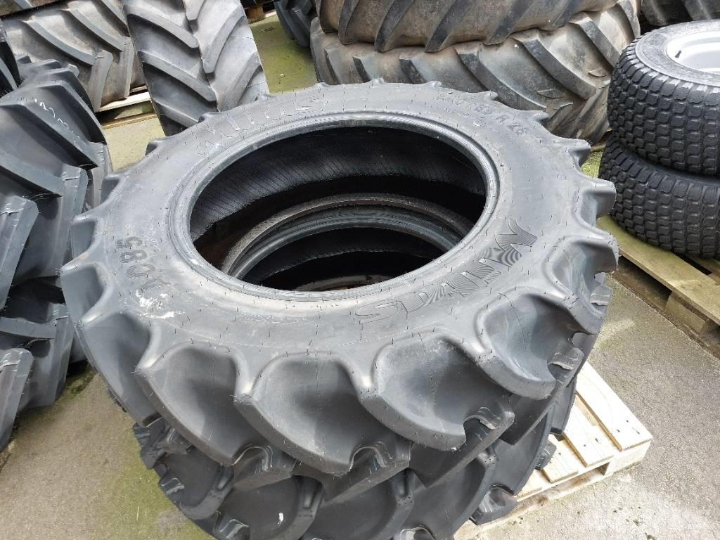 Mitas 340/85R28 Dekk, hjul og felger