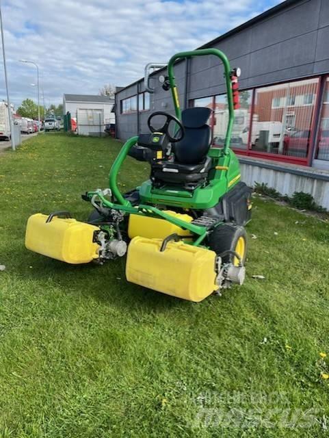John Deere 2750 E Green klippere