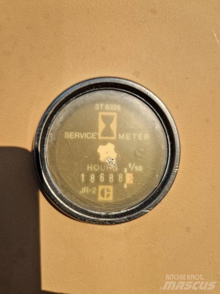 CAT 225 D LC Beltegraver