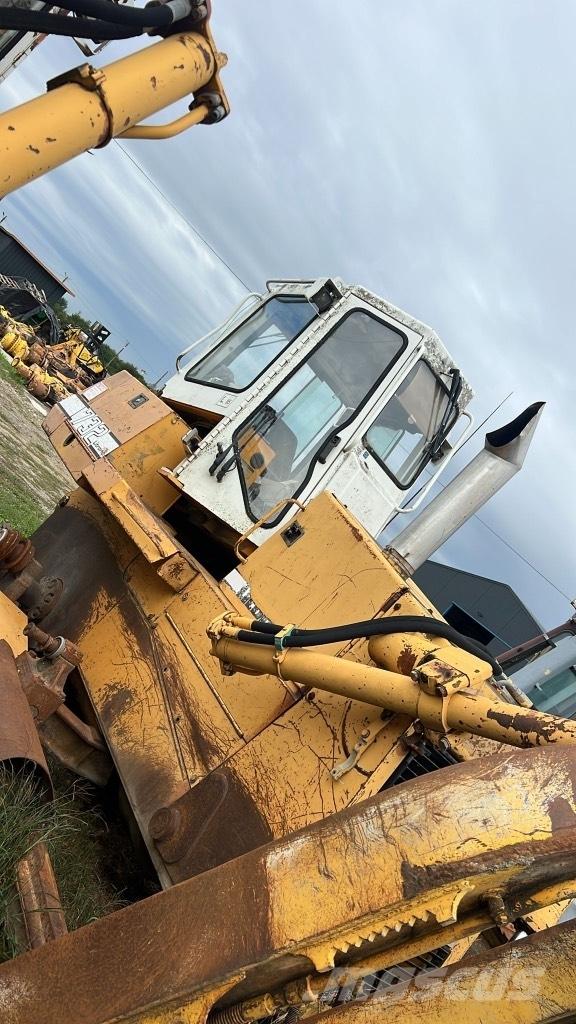 Liebherr PR 732 Bommer og stikker