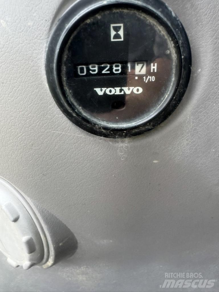 Volvo ECR235DL Beltegraver