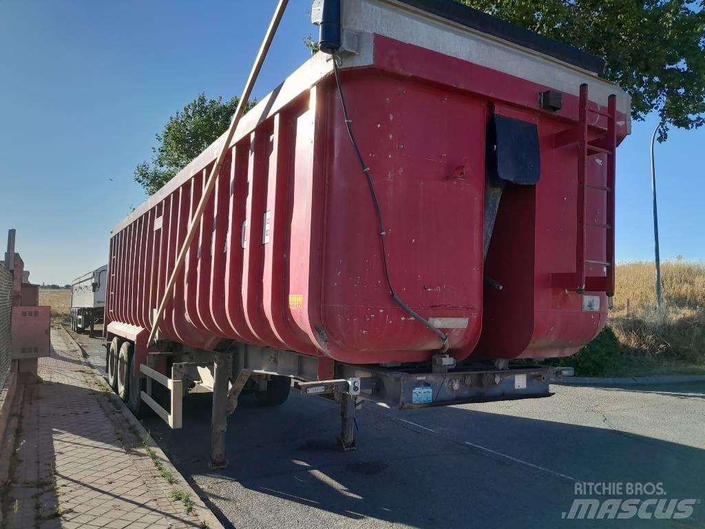 Wilcox bulk trailer Tippsemi