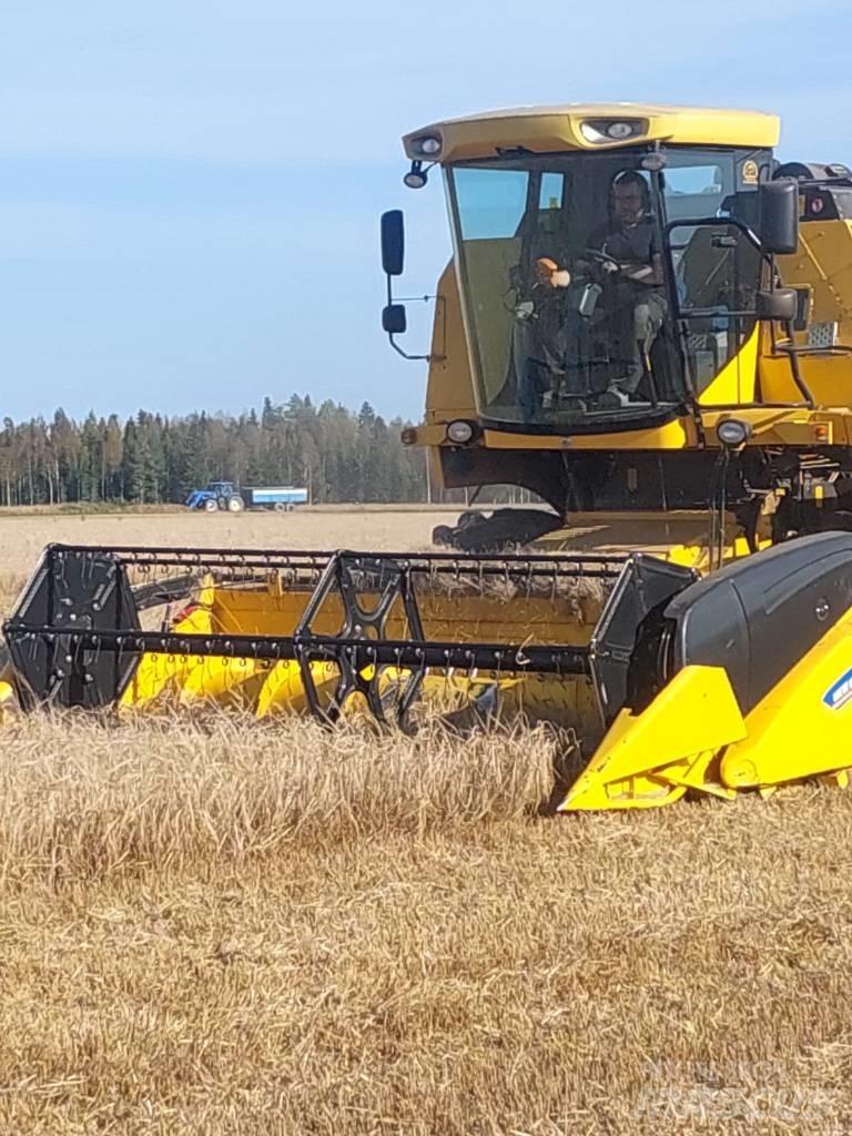 New Holland TC 5050 Skurtreskere