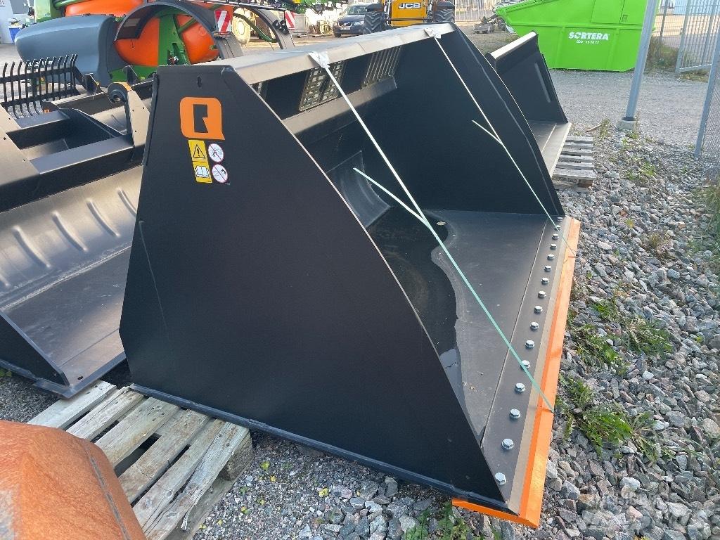 Quicke 245 VXL Frontlaster ektrautstyr