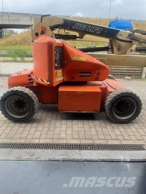 JLG M 450 AJ Leddede bomlifter