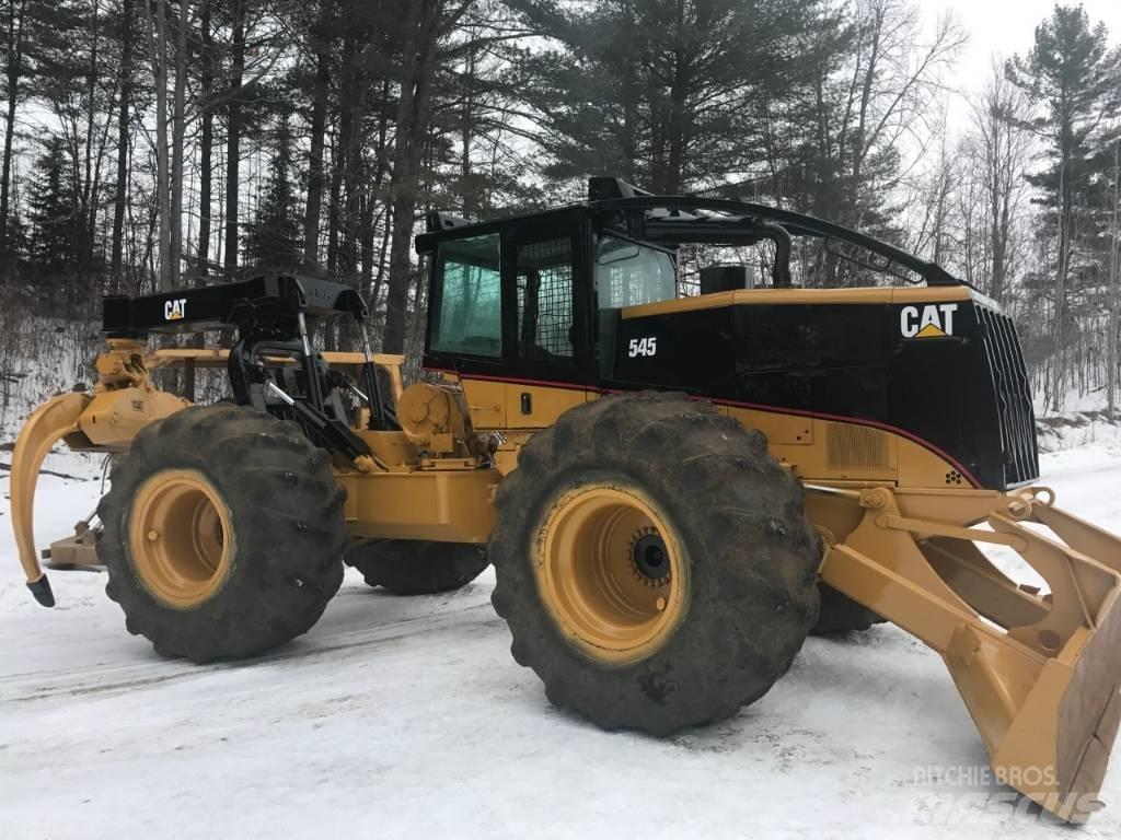 CAT 545 Stammelunner