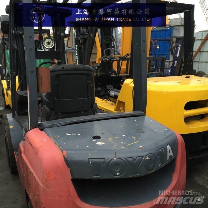 Toyota 8 FD 30 Diesel Trucker