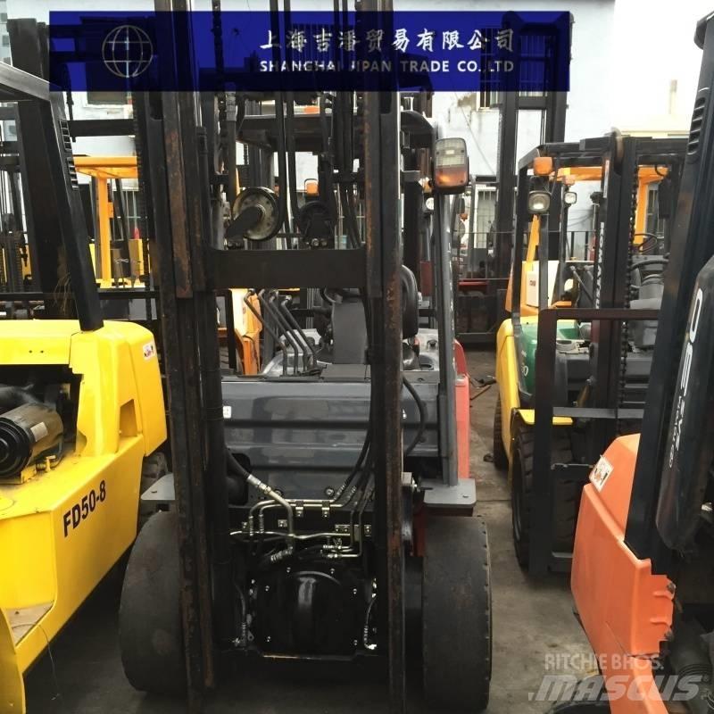 Toyota 8 FD 30 Diesel Trucker