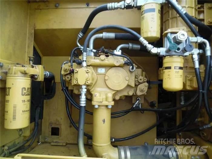 CAT 325 D Beltegraver