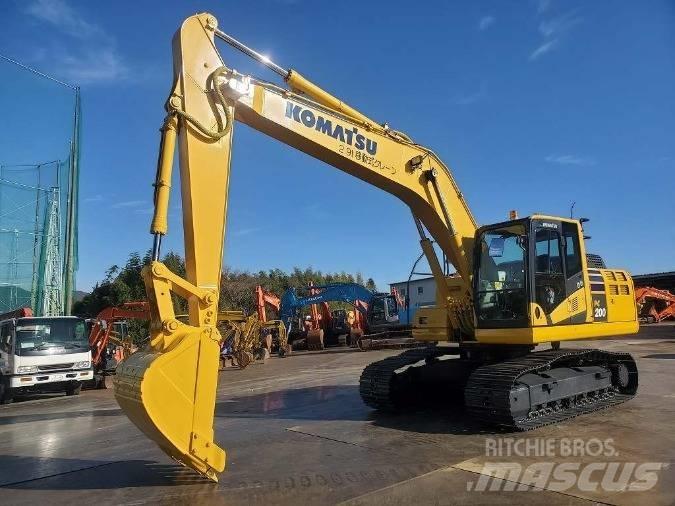Komatsu PC 200 Beltegraver