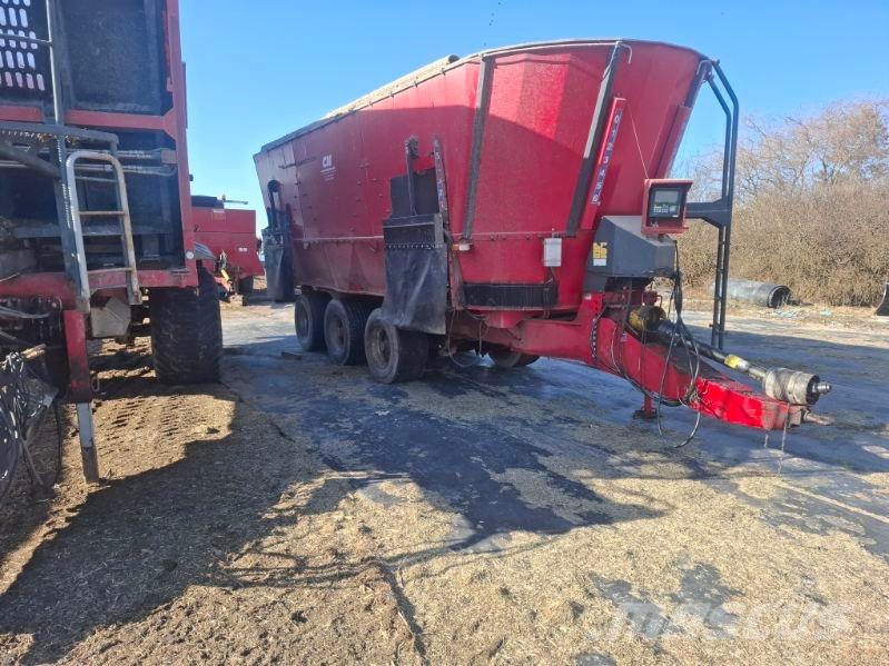 JF FEEDER VM 38 Fôrutlegger