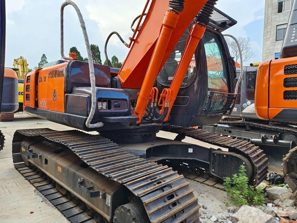 Hitachi ZX 200 Beltegraver