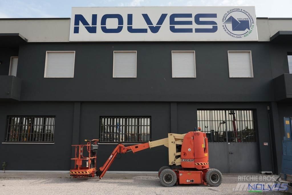 JLG E300AJP Leddede bomlifter
