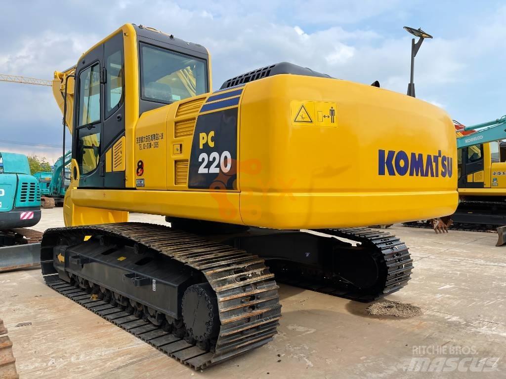 Komatsu PC 220-8 Beltegraver