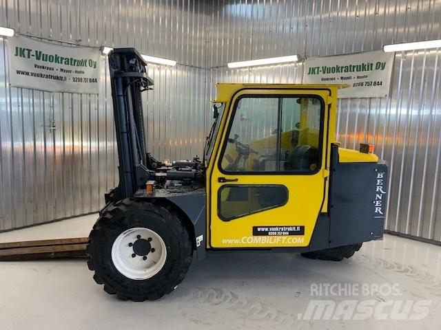 Combilift RT3000 Diesel Trucker