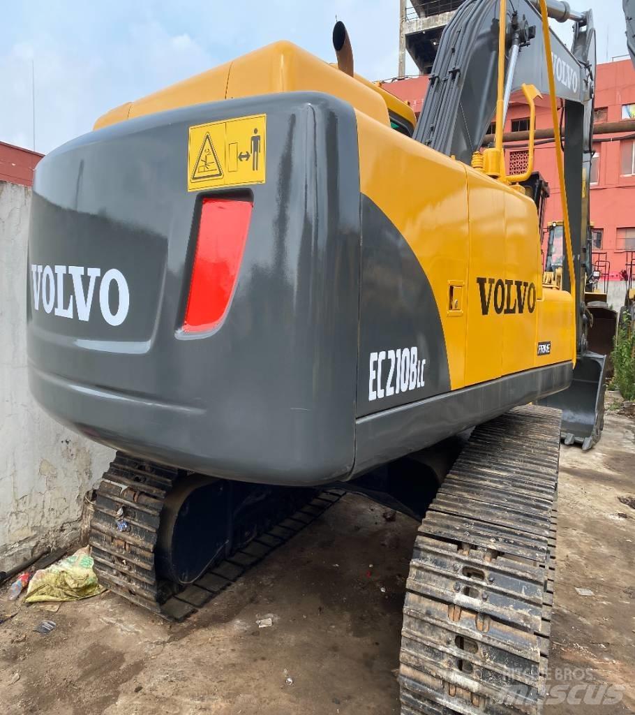 Volvo EC 210 B LC Beltegraver