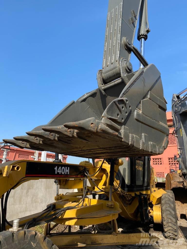 Volvo EC 210 B LC Beltegraver