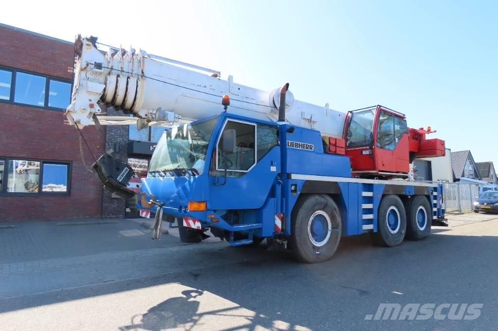 Liebherr LTM 1055-1 Allterreng kraner