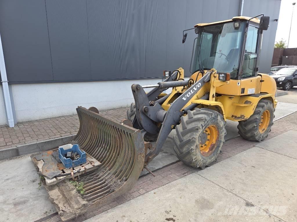 Volvo L 30 B Hjullastere