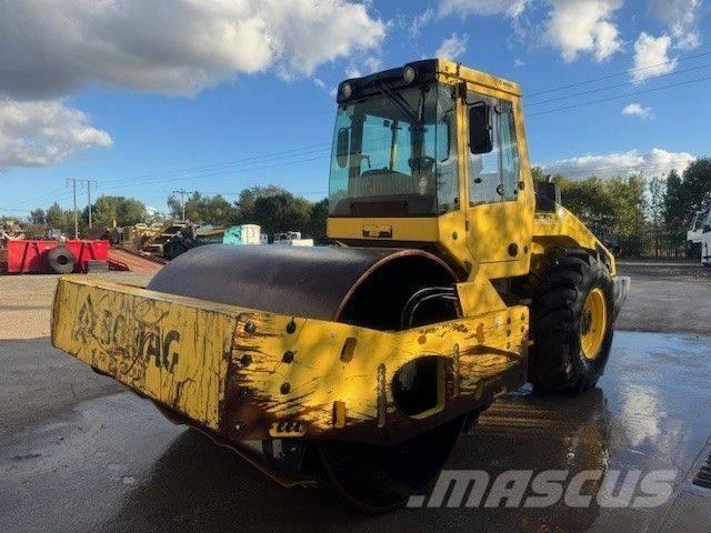 Bomag BW 216 DH-4i Valsetog