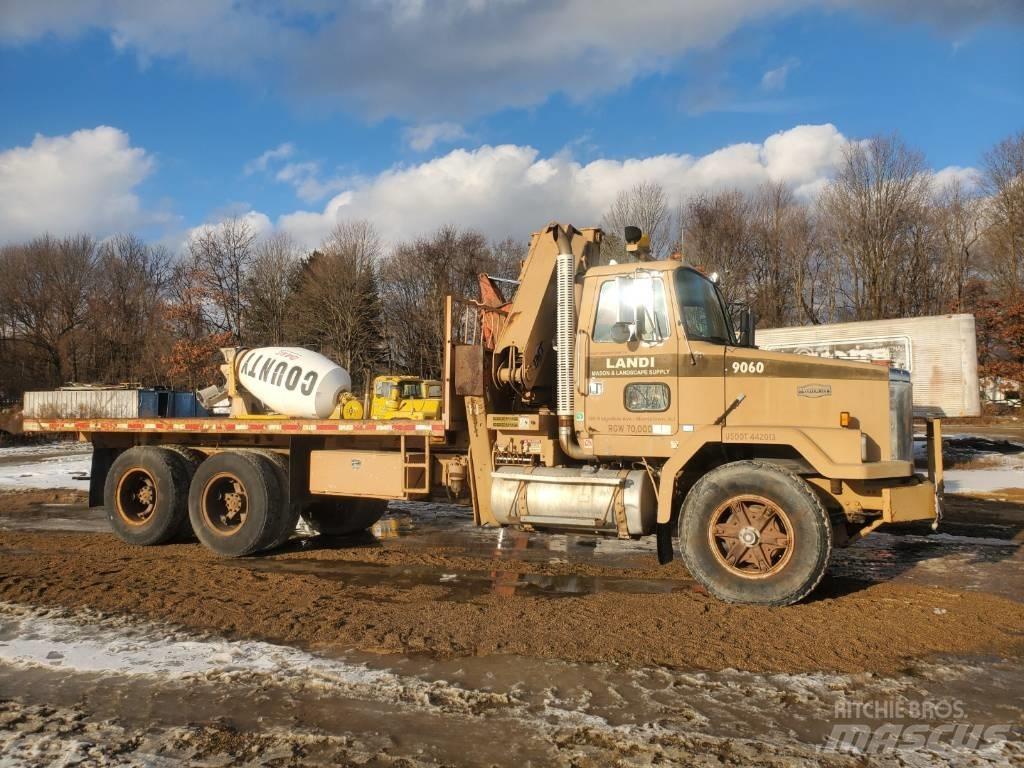 Autocar WHITE ACL64B Kranbil