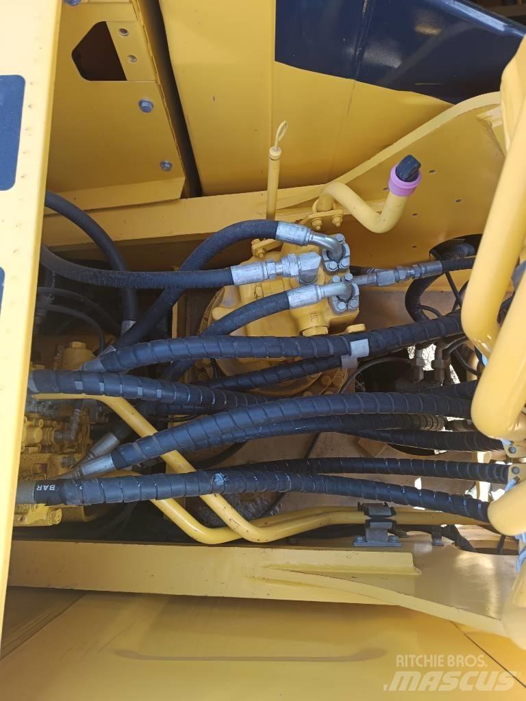 Komatsu PC 200 Beltegraver