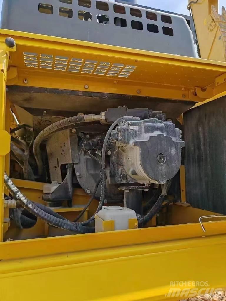 Komatsu 450LC-8 Beltegraver