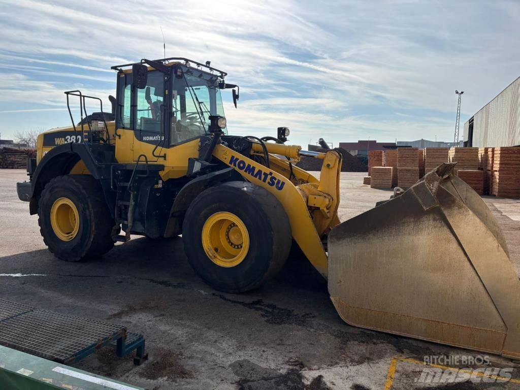 Komatsu WA 380-8 Hjullastere