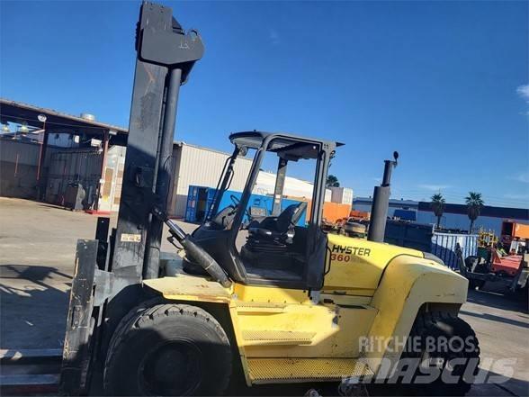 Hyster H360HD Diesel Trucker