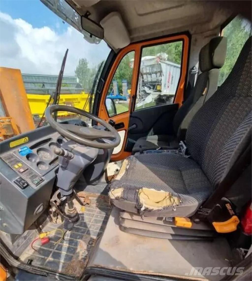 Multicar M 30 MPV/redskapsbærer