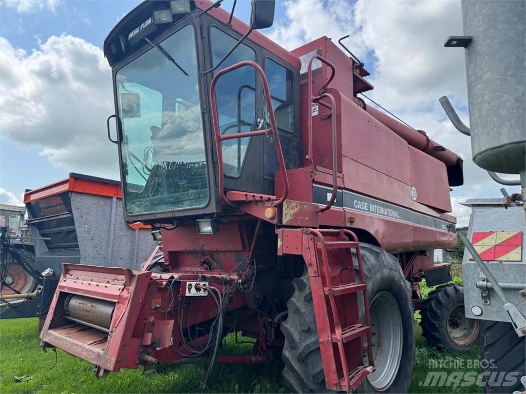 Case IH 1680 Axial Skurtreskere