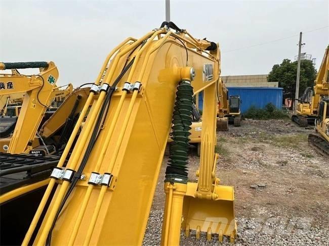 Komatsu PC 240 Beltegraver