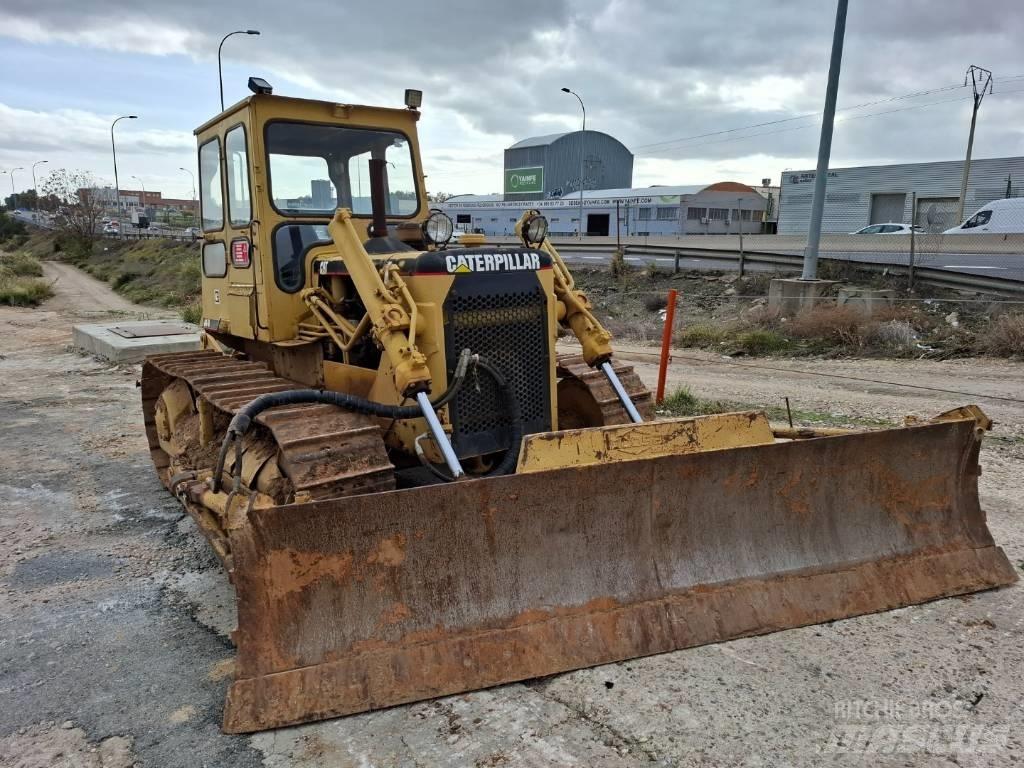 CAT D 4 D Dozere Beltegående