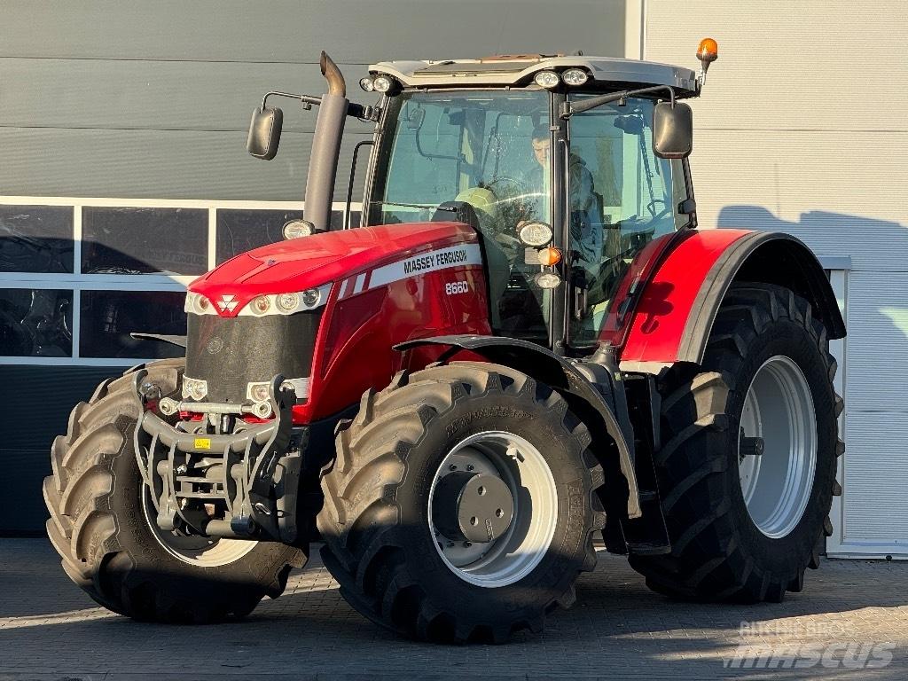 Massey Ferguson 8660 Traktorer