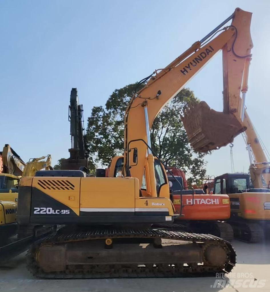 Hyundai R220LC-9S Beltegraver