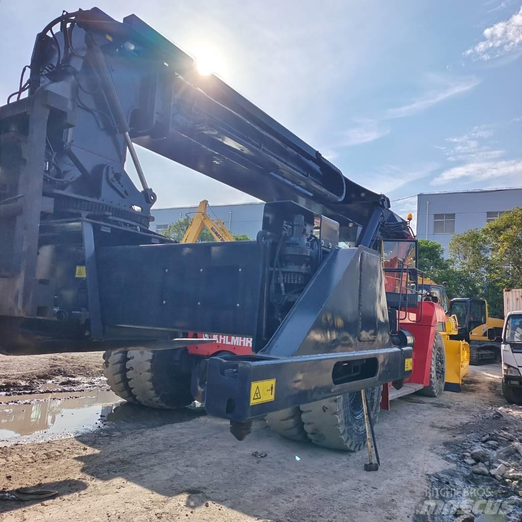 Kalmar DRT 450 Reachstackere