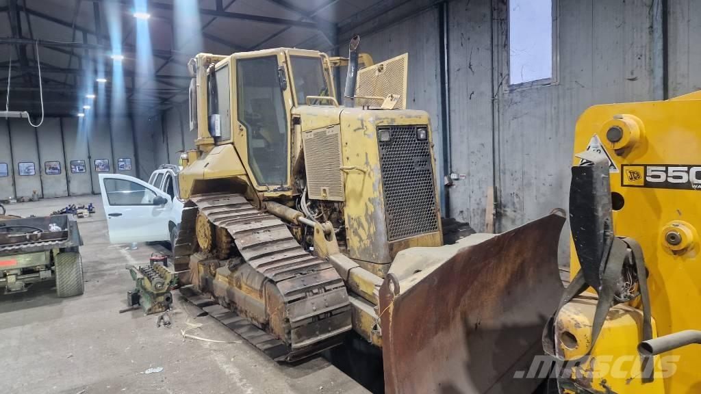 CAT D5 FOR PARTS Dozere Beltegående