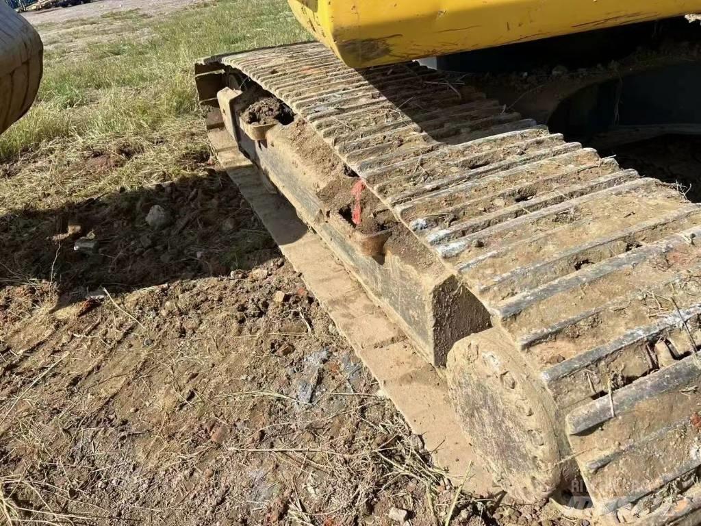 Komatsu PC 200 Beltegraver