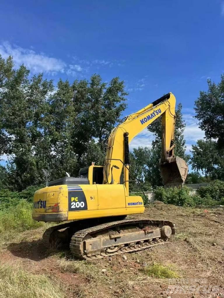 Komatsu PC 200 Beltegraver