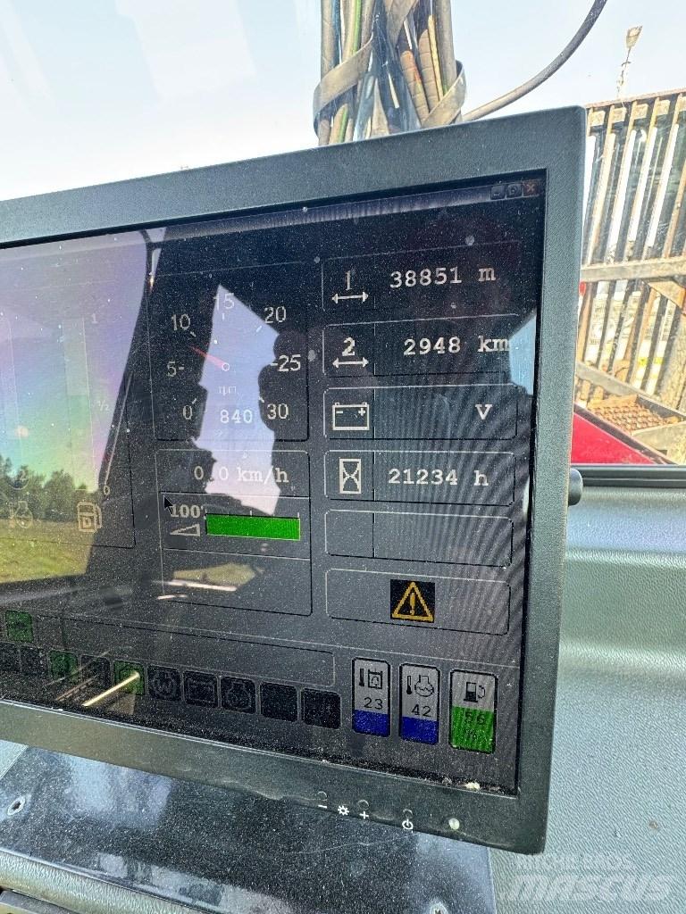 Komatsu 840.4 Lassbærere