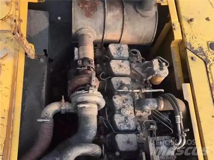 Komatsu PC 200-7 Beltegraver