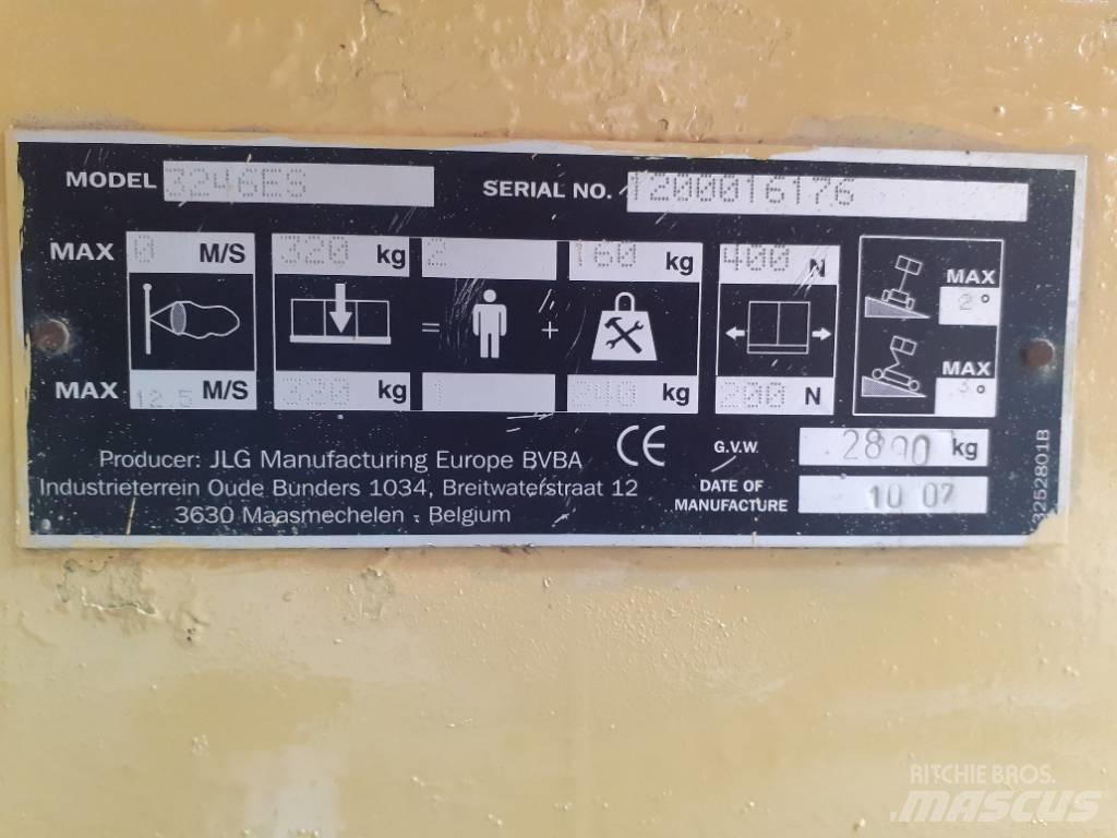 JLG 3246 ES Sakselifter