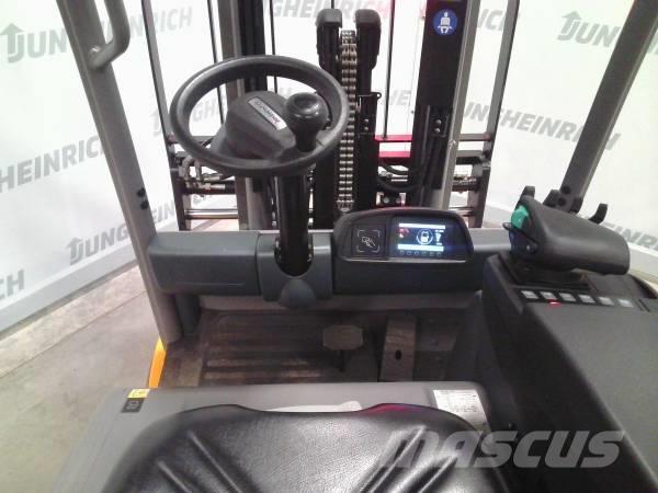 Jungheinrich EFG 220 Elektriske trucker