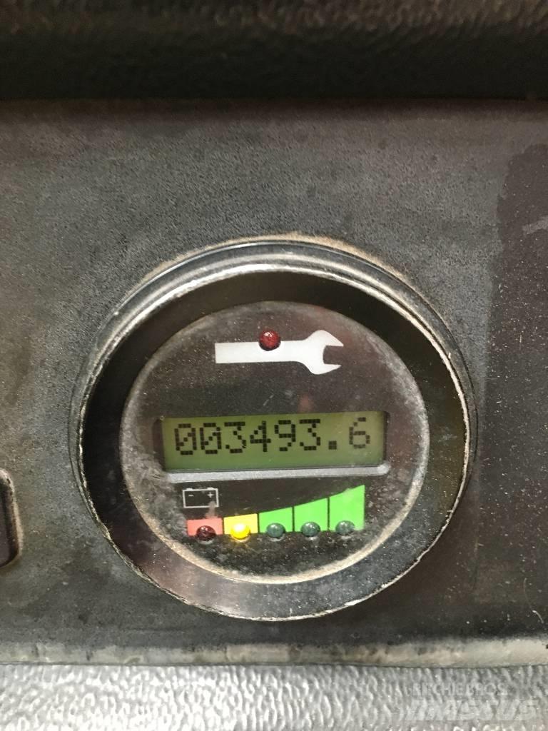 Hyster R30XMF2 Høytløftende plukketruck