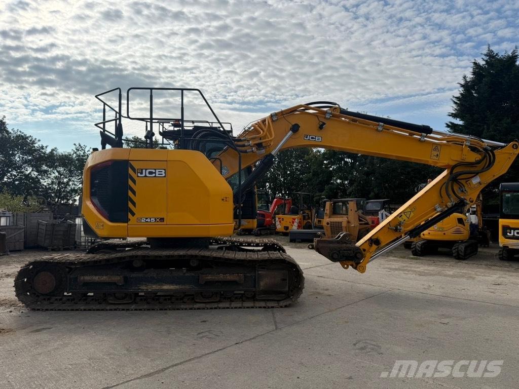JCB 245 XLR Beltegraver