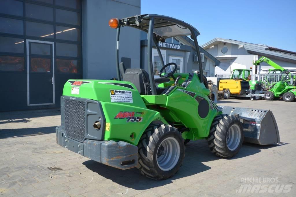 Avant 755 i Minilastere