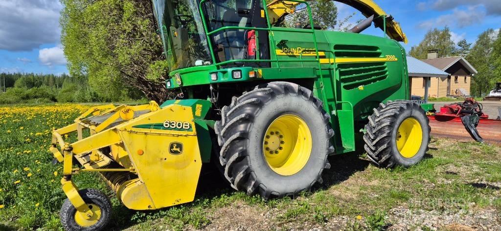John Deere 7300 Selvdrevne fôrhøstere